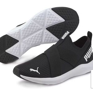 PUMA Prowl Alt Women’s Slip On Black and White Training Shoes / Sneakers